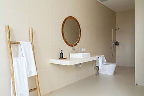 Beverly Hill Mountain View Villa 8BR