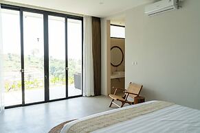 Beverly Hill Mountain View Villa 8BR