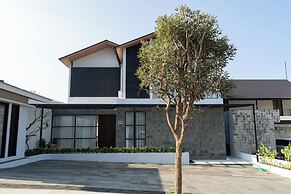 Beverly Hill Mountain View Villa 8BR