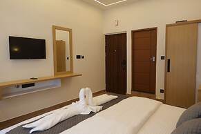 Bougainvillea Homestay Munnar