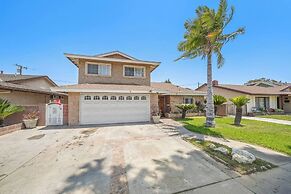 5 BR Jacuzzi Disney Knotts Beach