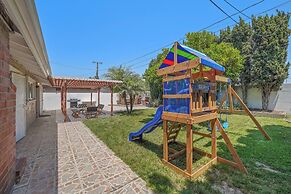 5 BR Jacuzzi Disney Knotts Beach