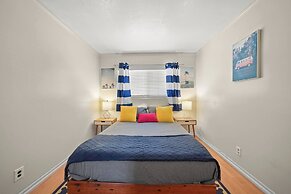 5 BR Jacuzzi Disney Knotts Beach