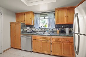 5 BR Jacuzzi Disney Knotts Beach