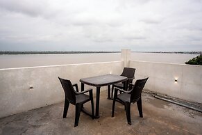Varanasi Rest House