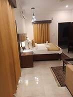 HOTEL RAJ MAHAL THE PALACE