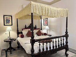HOTEL RAJ MAHAL THE PALACE