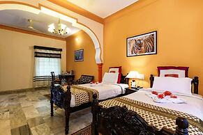 HOTEL RAJ MAHAL THE PALACE