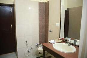 HOTEL RAJ MAHAL THE PALACE