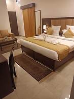 HOTEL RAJ MAHAL THE PALACE