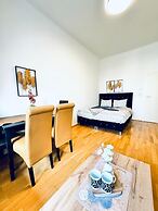 Cozy 2BR for 5 Near Schönbrunn