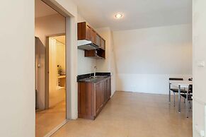 181 Ekkamai Apartment