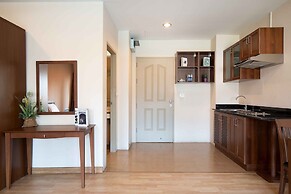 181 Ekkamai Apartment