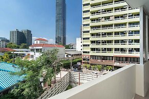 181 Ekkamai Apartment