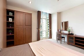 181 Ekkamai Apartment