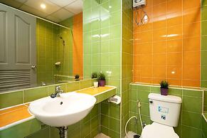 181 Ekkamai Apartment