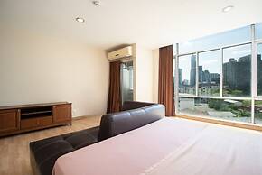 181 Ekkamai Apartment