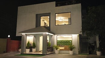 Wild Vista Corbett Resort