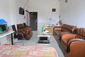 Hotel Shiv Savitri  Ayodhya