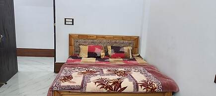 Hotel Shiv Savitri  Ayodhya