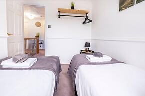 Colwell 4 Bedroom 3 Bathroom House