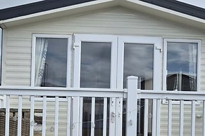 Sleeps 8-sea View-pets-pool-parking