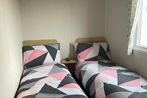 Sleeps 8-sea View-pets-pool-parking