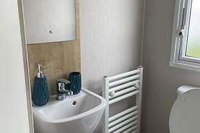 Sleeps 8-sea View-pets-pool-parking