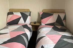 Sleeps 8-sea View-pets-pool-parking