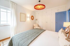 Blue Tide - Two Bedroom Apartment