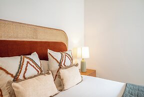 Blue Tide - Two Bedroom Apartment