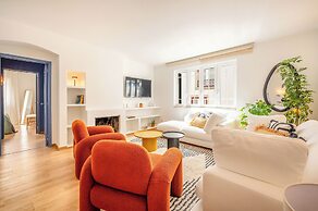 Blue Tide - Two Bedroom Apartment