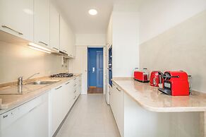 Blue Tide - Two Bedroom Apartment