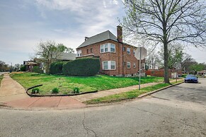 10 Mi to Downtown St Louis: Convenient Apartment!