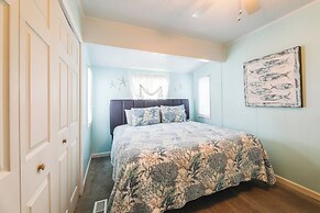 Waterfront Cottage w/ Private Dock in Ocean Pines!