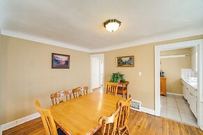 Home 2 Mi to Lakewood Park & Solstice Steps!