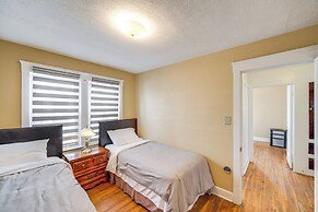 Home 2 Mi to Lakewood Park & Solstice Steps!