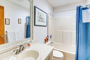 < 2 Mi to Peace River: Home w/ Spacious Yard!