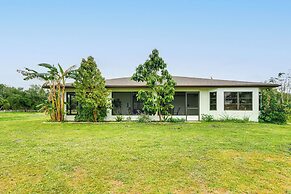 < 2 Mi to Peace River: Home w/ Spacious Yard!