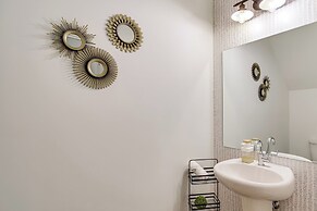 Eagle Point Golf Retreat w/ Patio + Grill!