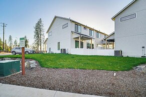 Eagle Point Golf Retreat w/ Patio + Grill!