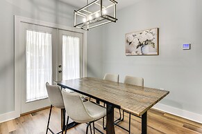 Walk to Beach & Harbor: Dtwn Pass Christian Home