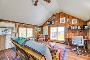 Riverfront Haven: Converted Barn w/ Deck in Aurora