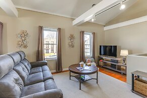 1 Block to Dtwn Seneca Falls: Apartment w/ Yard!