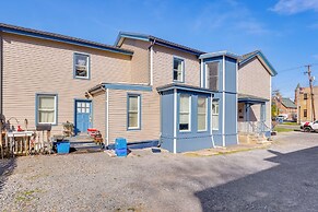 1 Block to Dtwn Seneca Falls: Apartment w/ Yard!