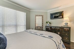 Waterfront Lake Norman Retreat w/ Pool Access!