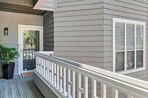 Waterfront Lake Norman Retreat w/ Pool Access!