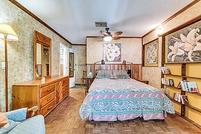 Lakefront Apt w/ Canoes in Inverness!