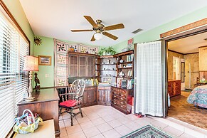 Lakefront Apt w/ Canoes in Inverness!