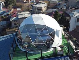 Hotel Flames